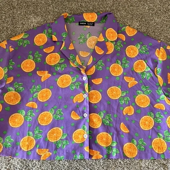 Orange Pattern Short Sleeve Crop Top Button Down Shirt Women’s Size Medium - Picture 3 of 8